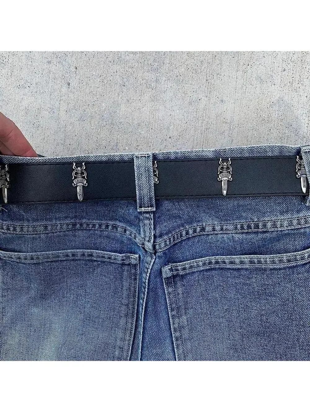 Grunge punk style Lip Tongue silver belt buckle. Punk gothic y2k style. 41